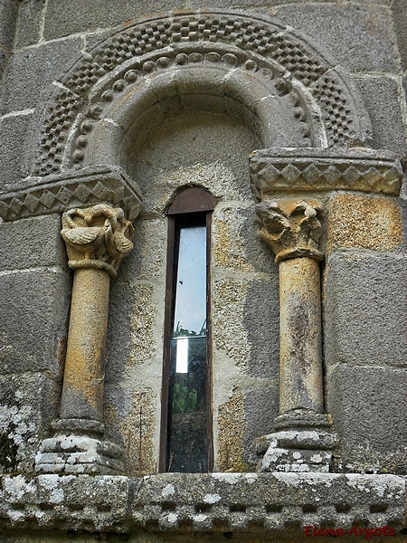 Iglesia de San Vicente de Pombeiro