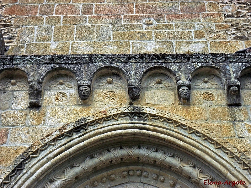 Iglesia de San Vicente de Pombeiro