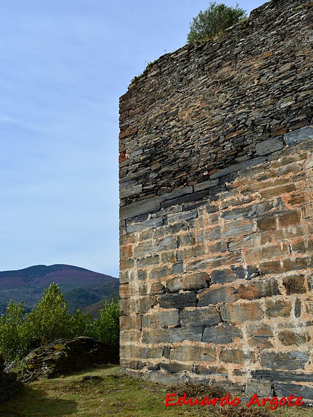 Castillo de Torrenovaes