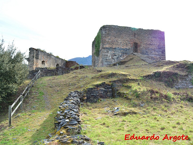 Castillo de Torrenovaes