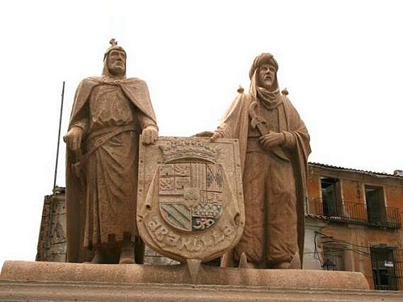 Monumento a las Fiestas de Moros y Cristianos