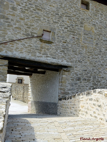 Puente románico de Olleta