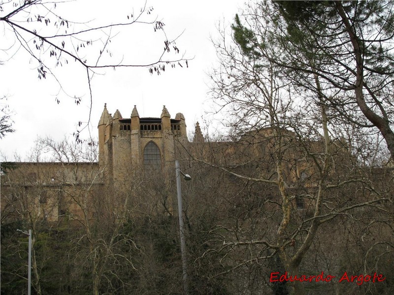 Muralla abaluartada de Pamplona