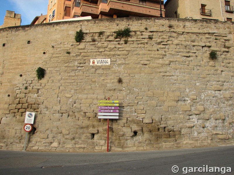 Muralla urbana de Viana