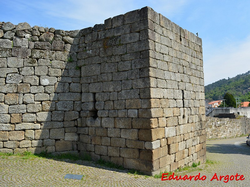 Muralla urbana de Ribadavia