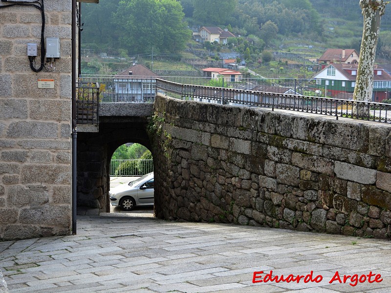 Muralla urbana de Ribadavia