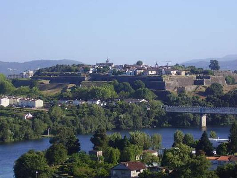 Puente internacional de Tui