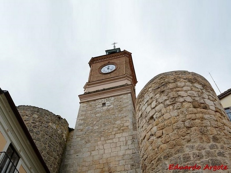 Muralla urbana de Almazán