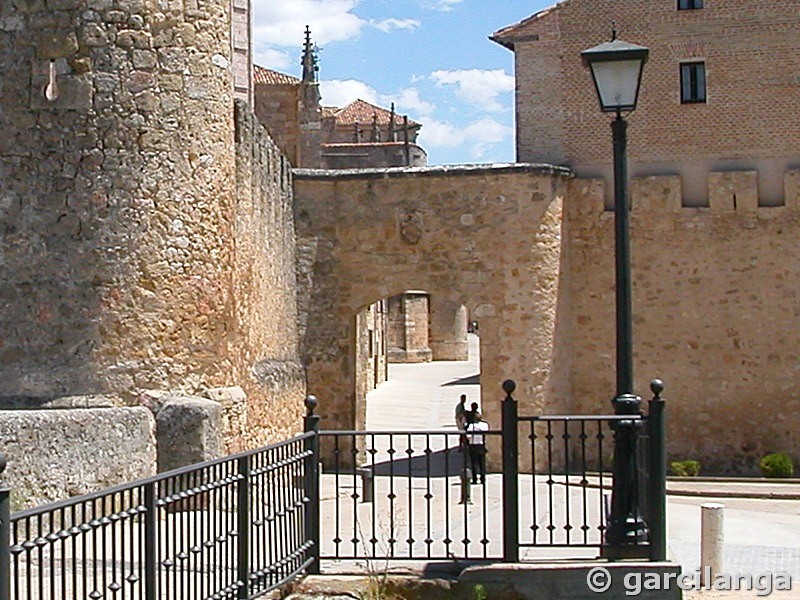 Muralla urbana de Burgo de Osma