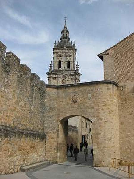 Muralla urbana de Burgo de Osma