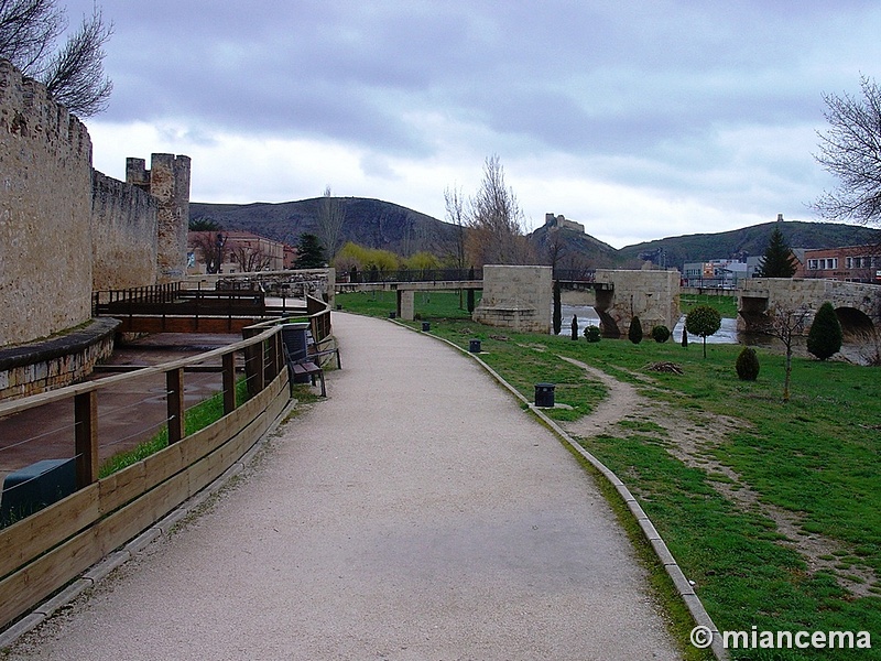 Muralla urbana de Burgo de Osma