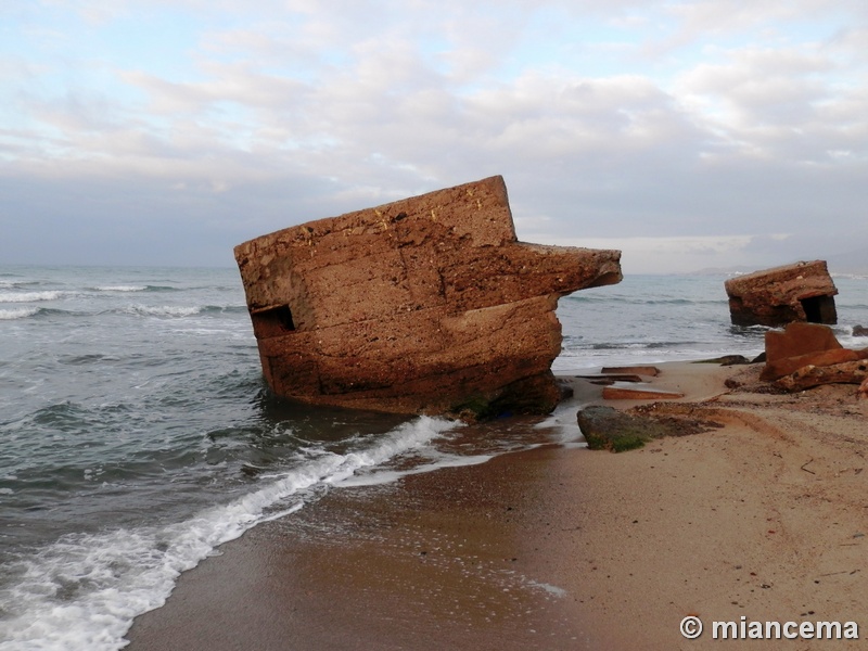 Búnkers de Playa Mont-roig