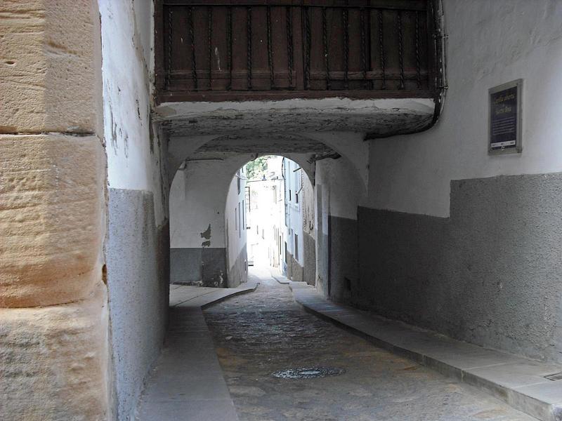 Muralla urbana de Híjar