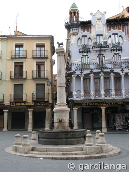 Plaza de Carlos Castel