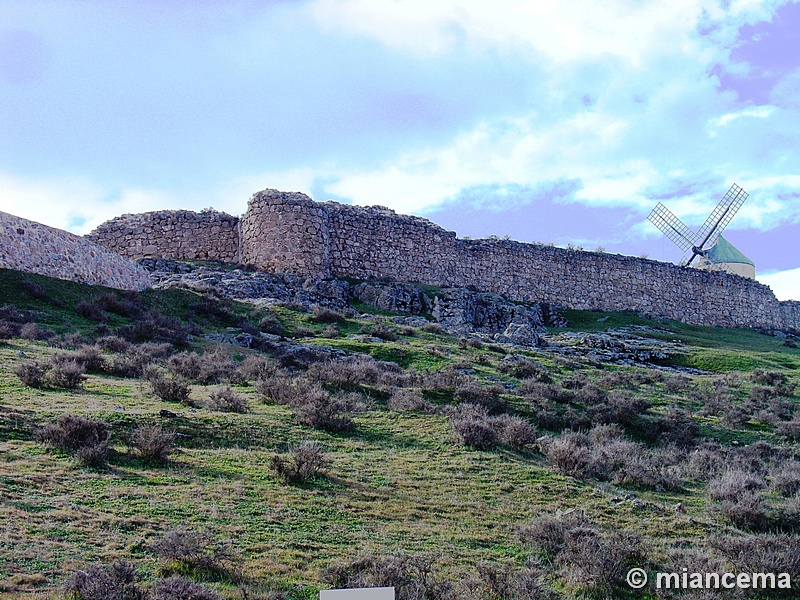 Muralla urbana de Consuegra