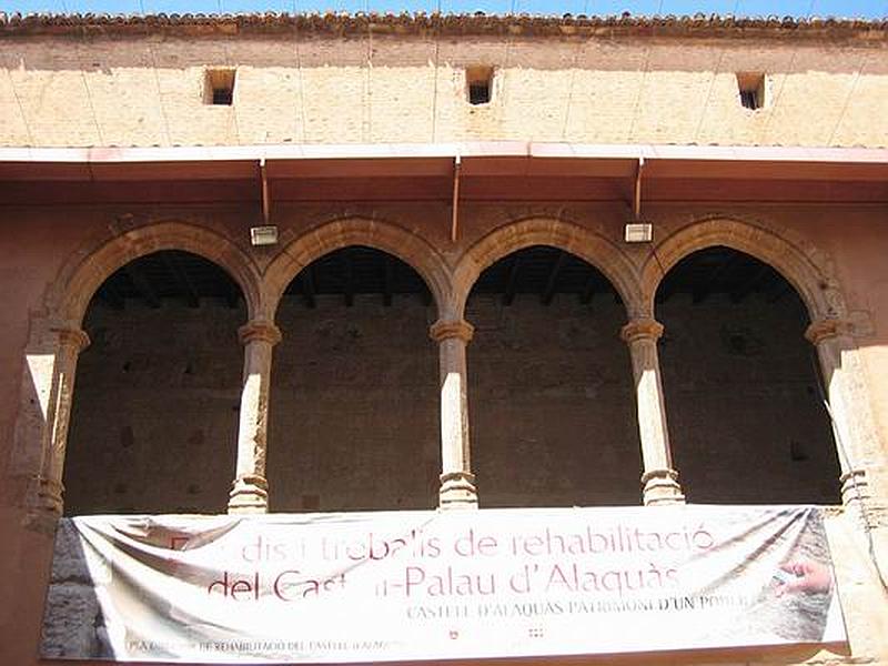 Castillo palacio de los Aguilar