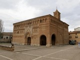 Iglesia fortificada de San Martín de Tours