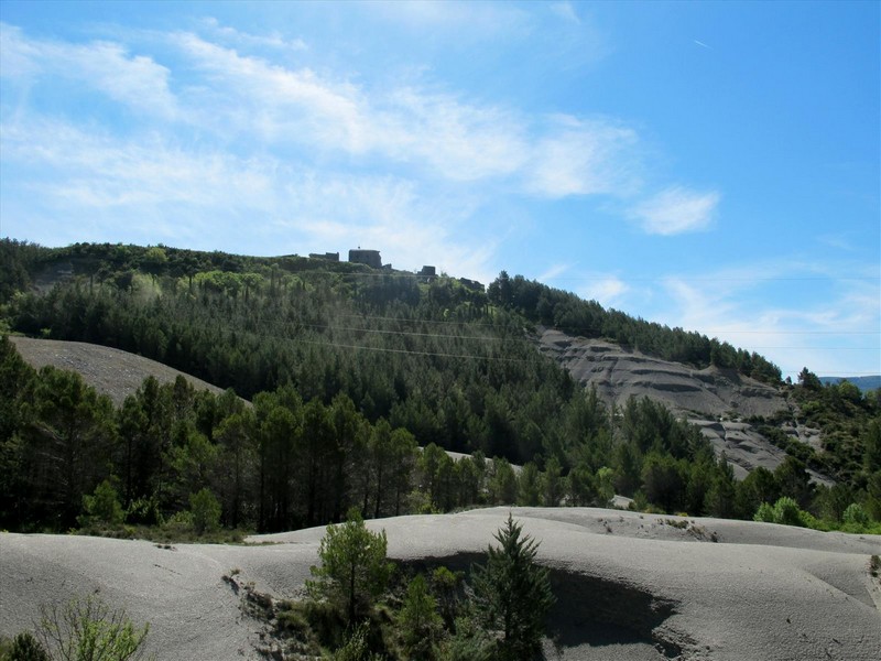 Muralla urbana de Tiermas